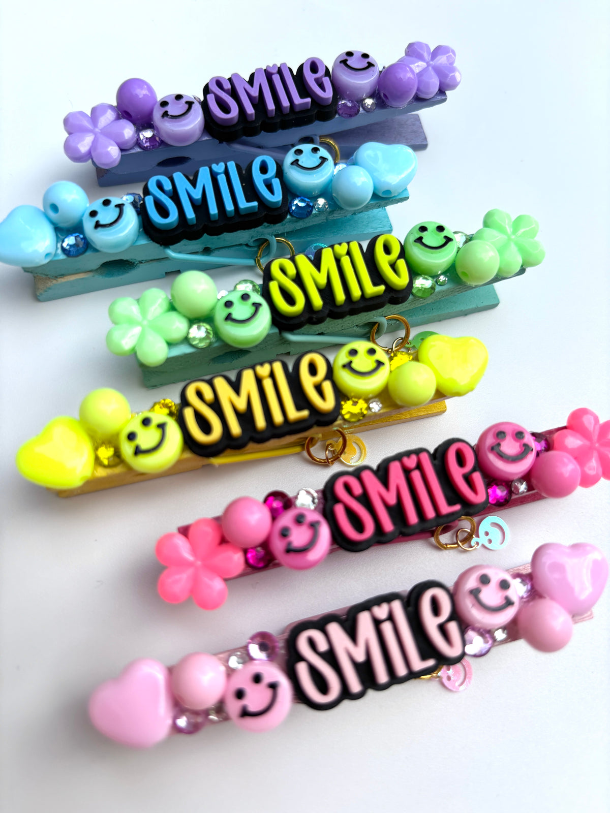 Smile spirit pins - set of 6